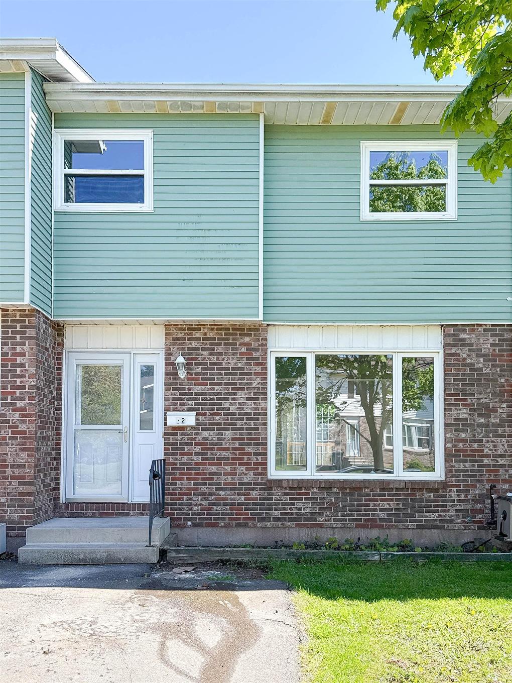 12 Dawson Court, Charlottetown, PE