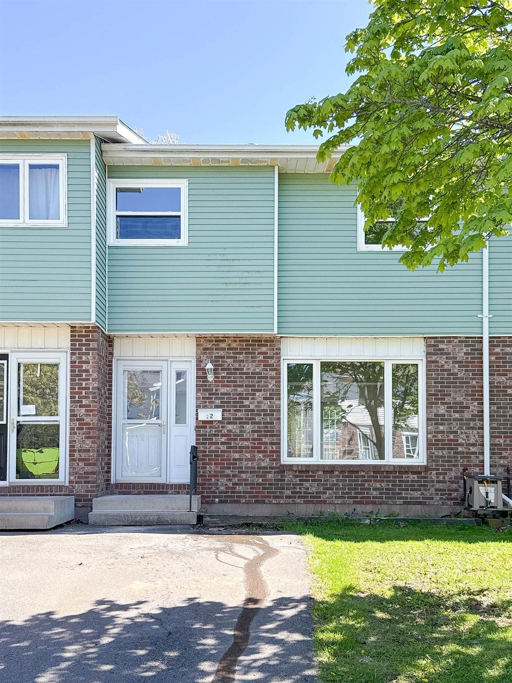 12 Dawson Court, Charlottetown, PE