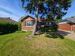 565 Rue Marlatt Montréal (Saint-Laurent), QC H4M 2H2