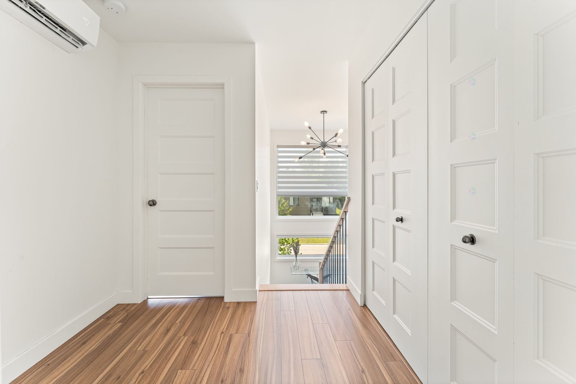Passageway - 849 Rue Henri-Iv, Sherbrooke (Brompton/Rock Forest/Saint-Élie/Deauville), QC