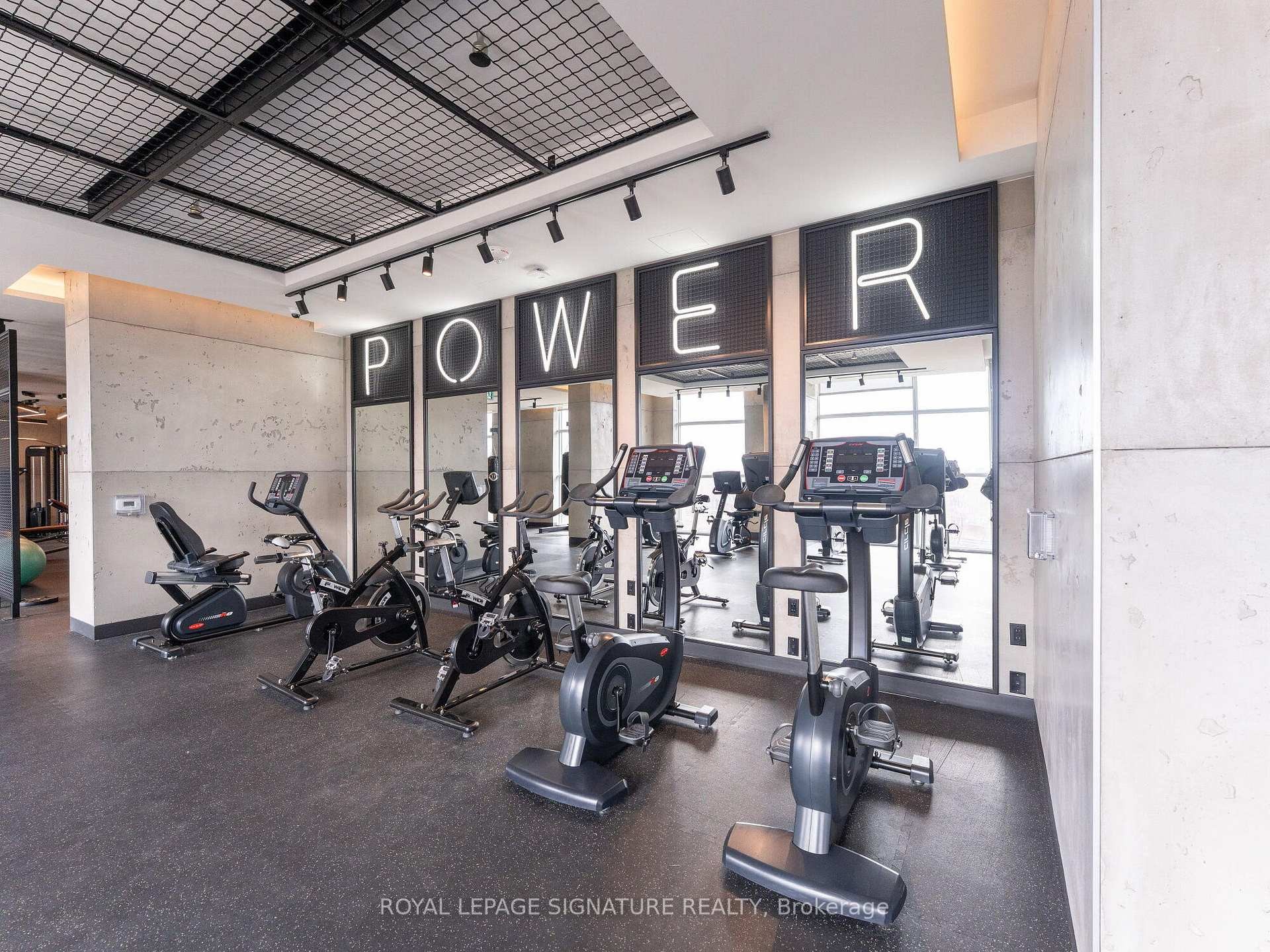 132-251 Manitoba Street S, Toronto, ON