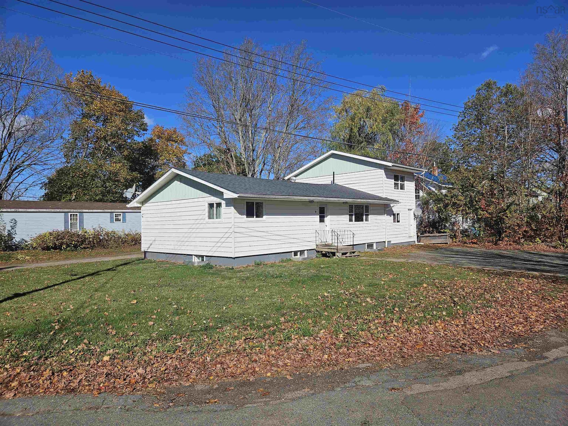9 Thompson Road, Oxford, NS