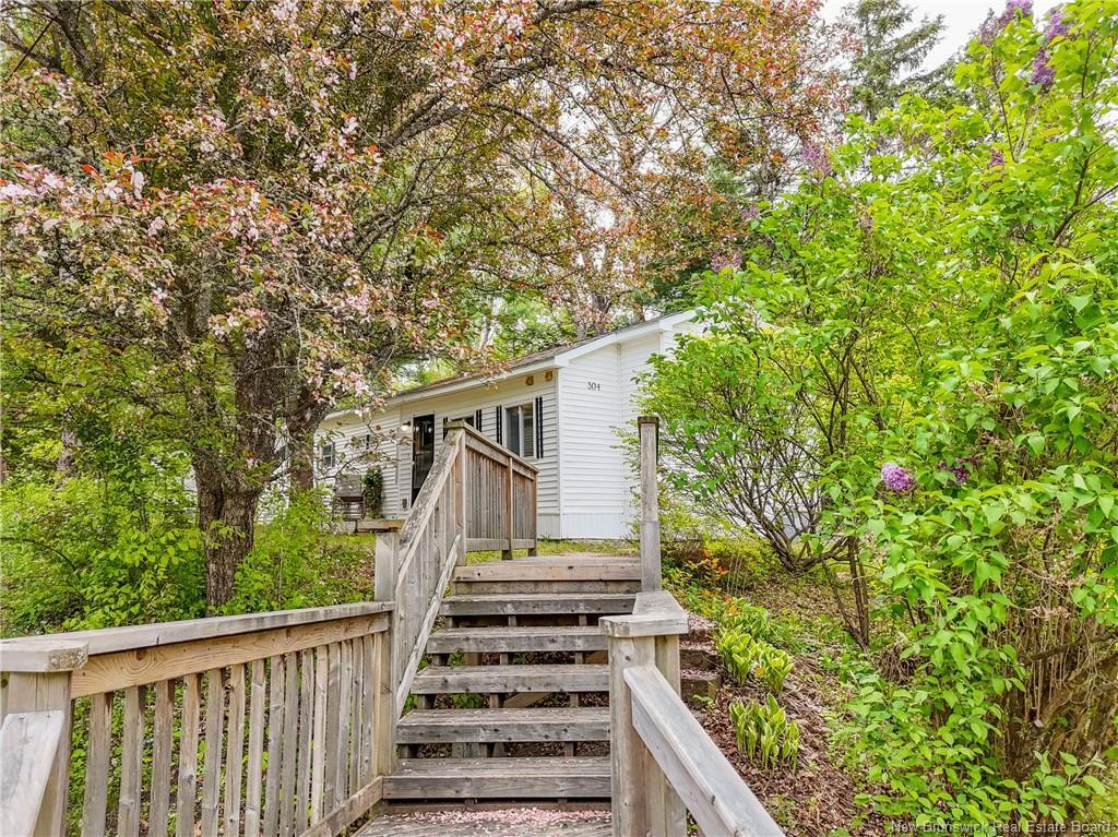 304 Governor Lane, Fredericton, NB
