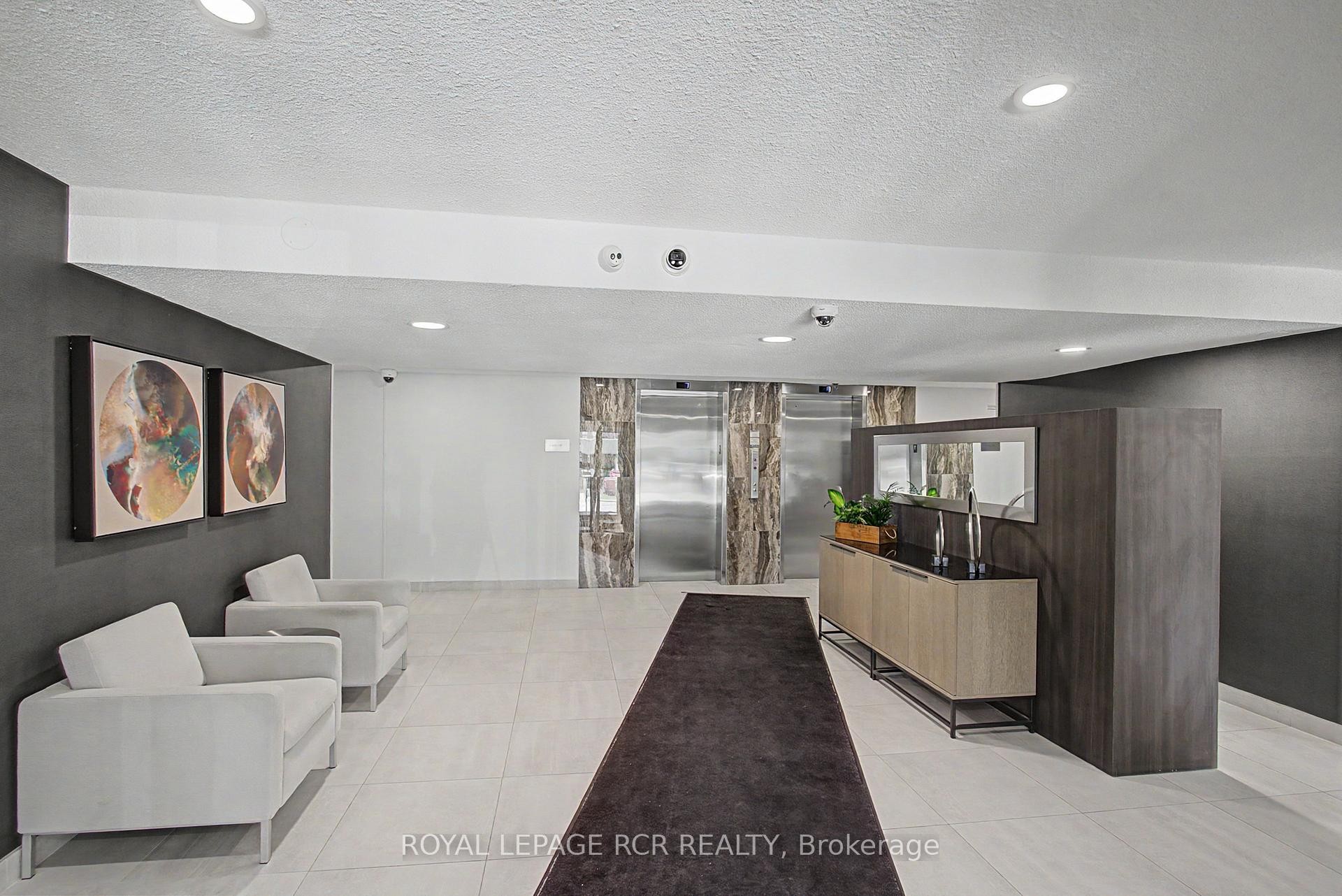 1011-40 William Roe Boulevard, Newmarket, ON - Indoor Photo Showing Other Room