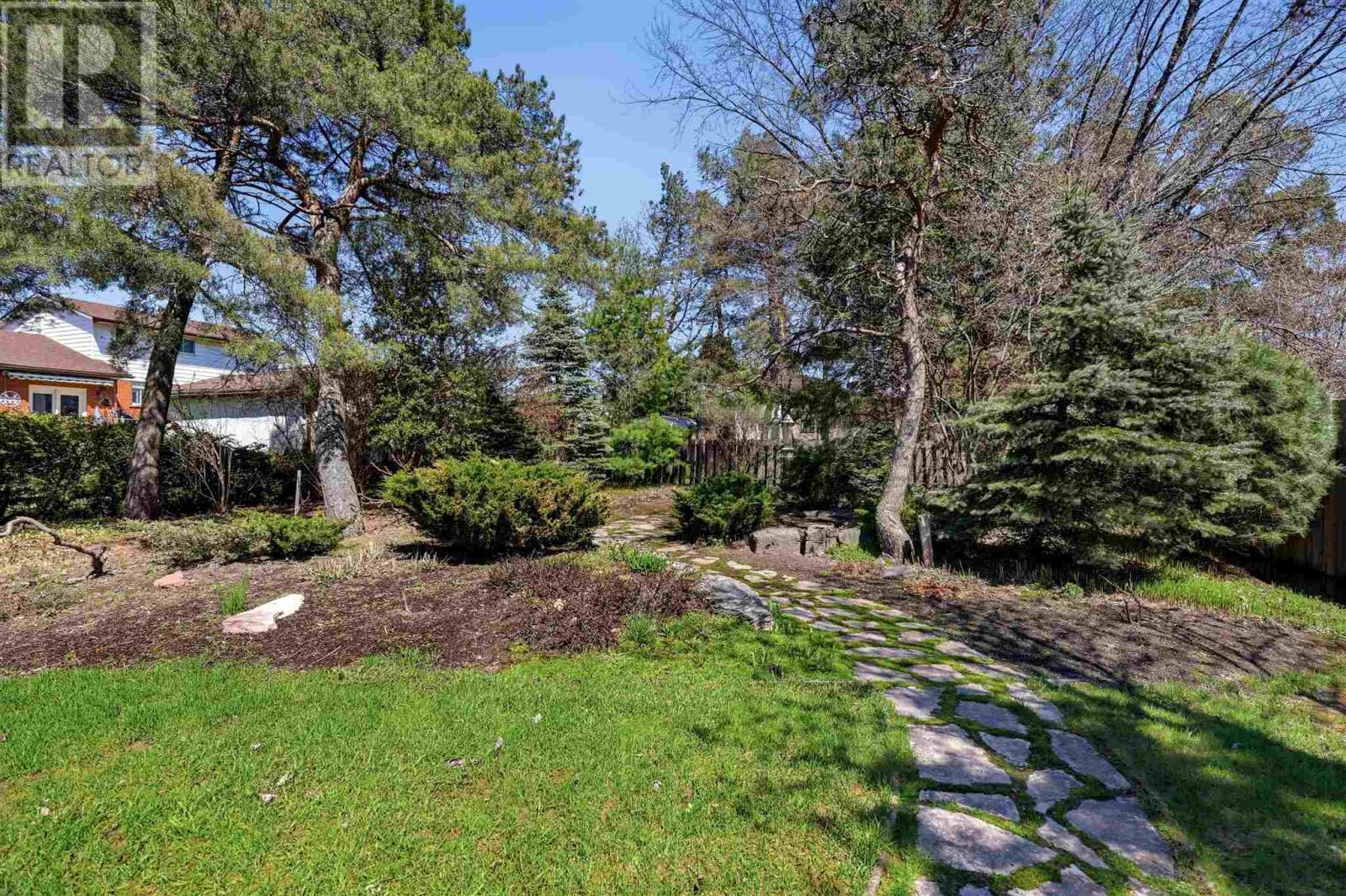 29 Norden Cres, Sault Ste. Marie, ON