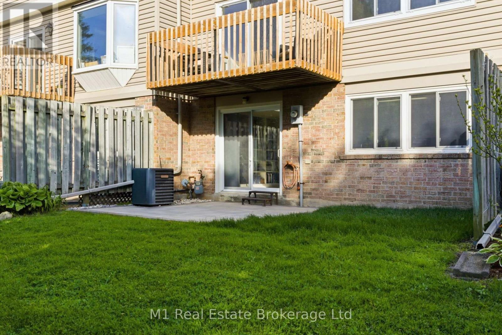 85 - 295 Water Street, Guelph (Dovercliffe Park/Old University), ON