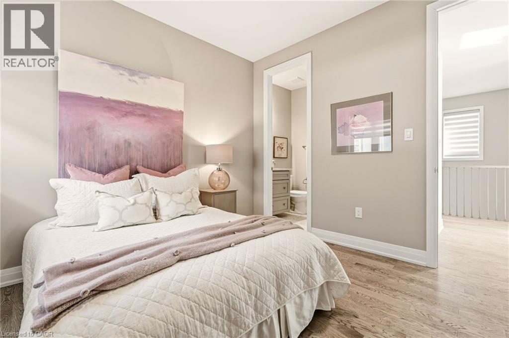 1456 Ford Strathy Crescent, Oakville, ON