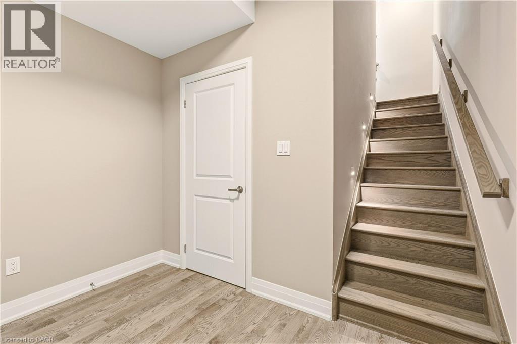 1456 Ford Strathy Crescent, Oakville, ON
