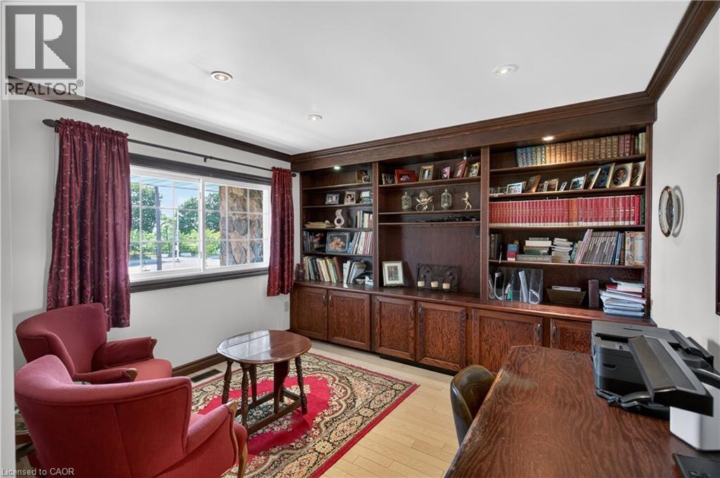 564 Mountain Brow Boulevard, Hamilton, ON
