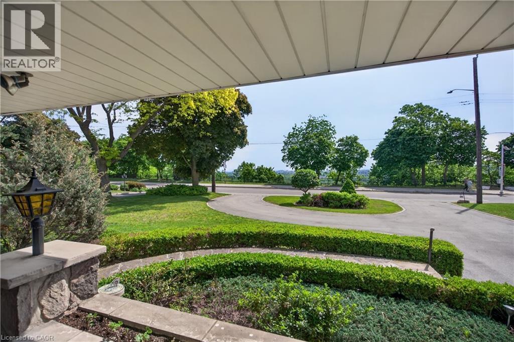 564 Mountain Brow Boulevard, Hamilton, ON