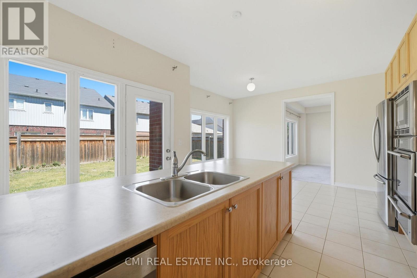 144 Gold Park Gate, Essa, ON