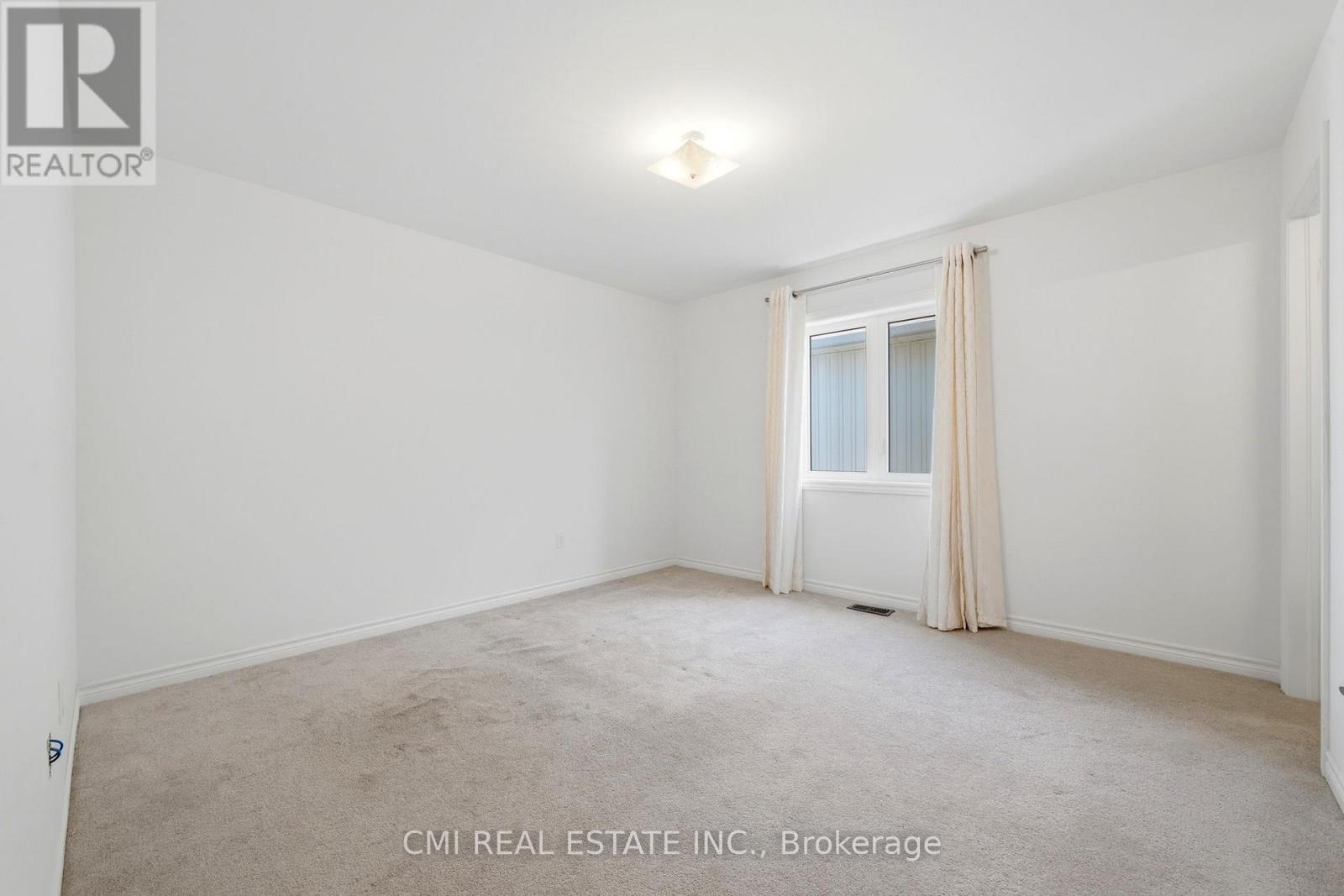 144 Gold Park Gate, Essa, ON