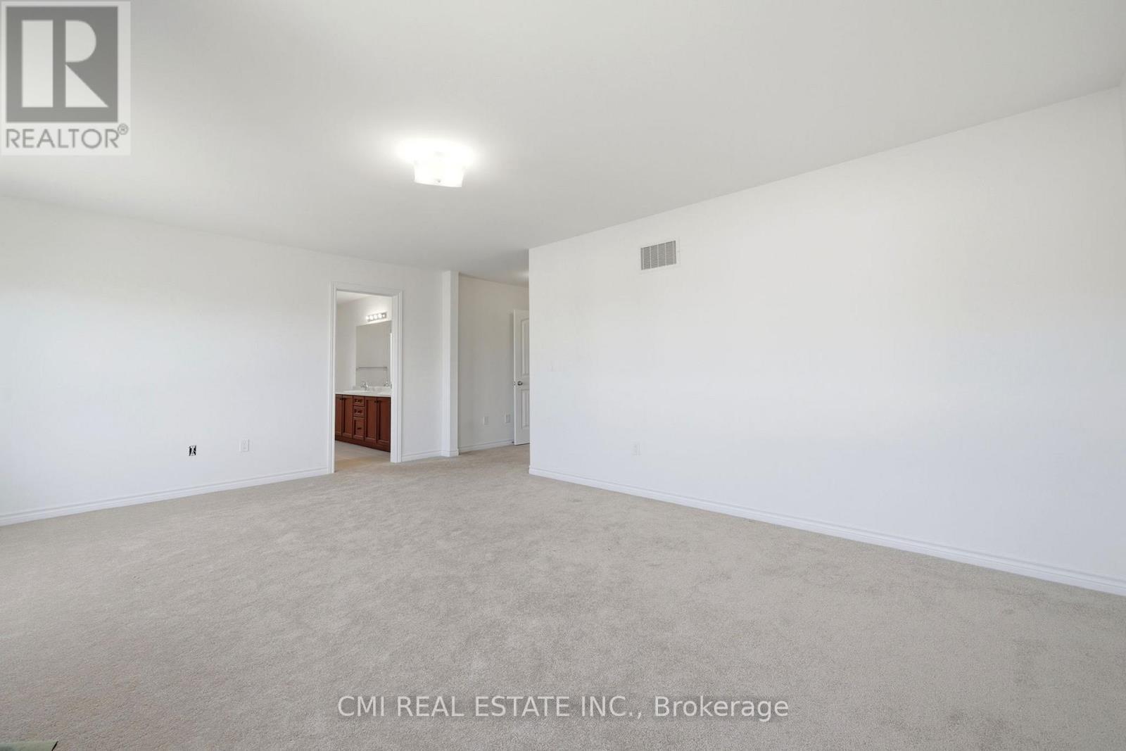 144 Gold Park Gate, Essa, ON
