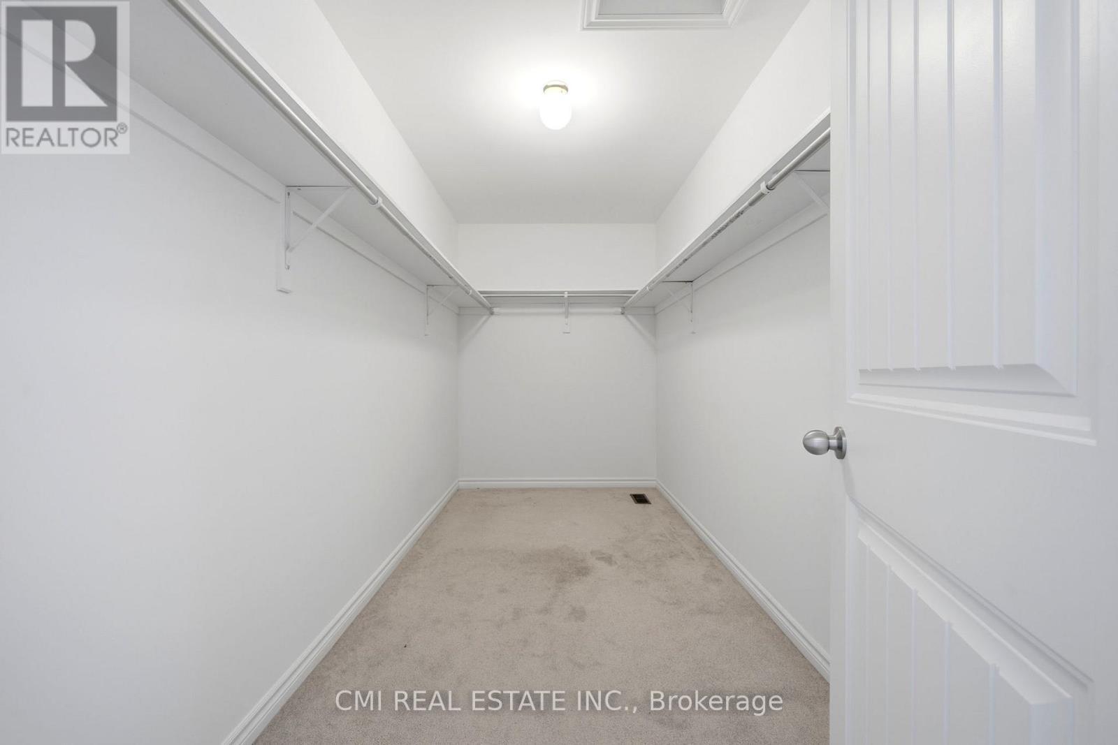 144 Gold Park Gate, Essa, ON
