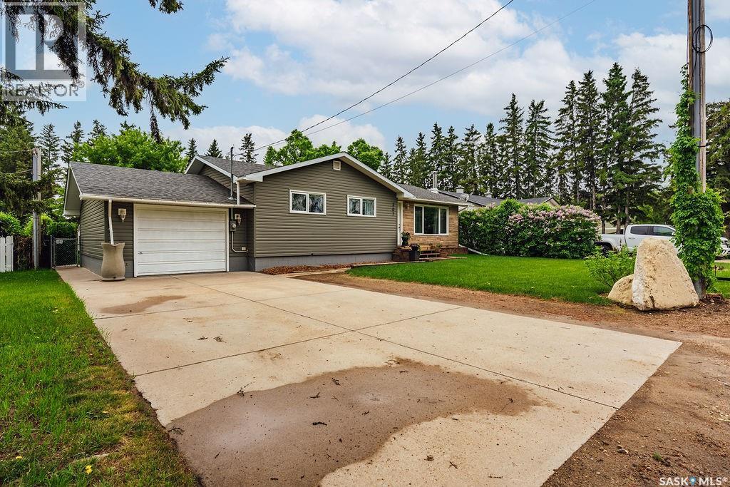 307 2Nd Avenue S, Hepburn, SK
