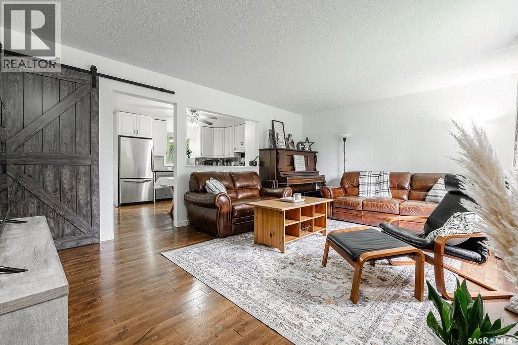 307 2Nd Avenue S, Hepburn, SK