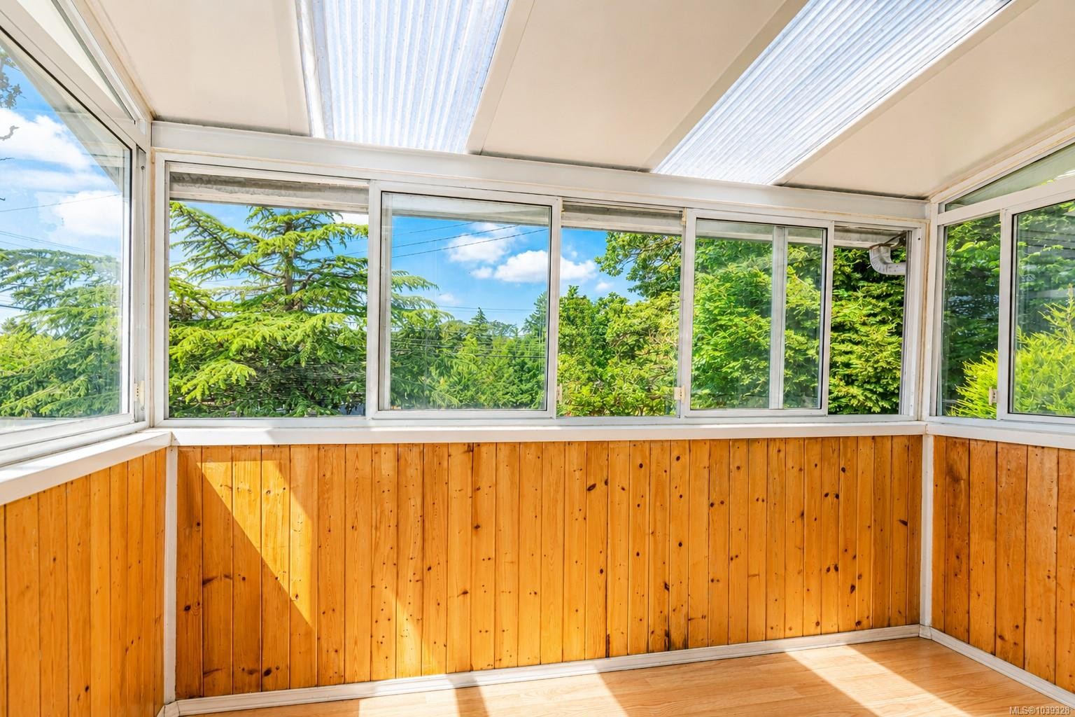 3803 Merriman Dr, Saanich, BC