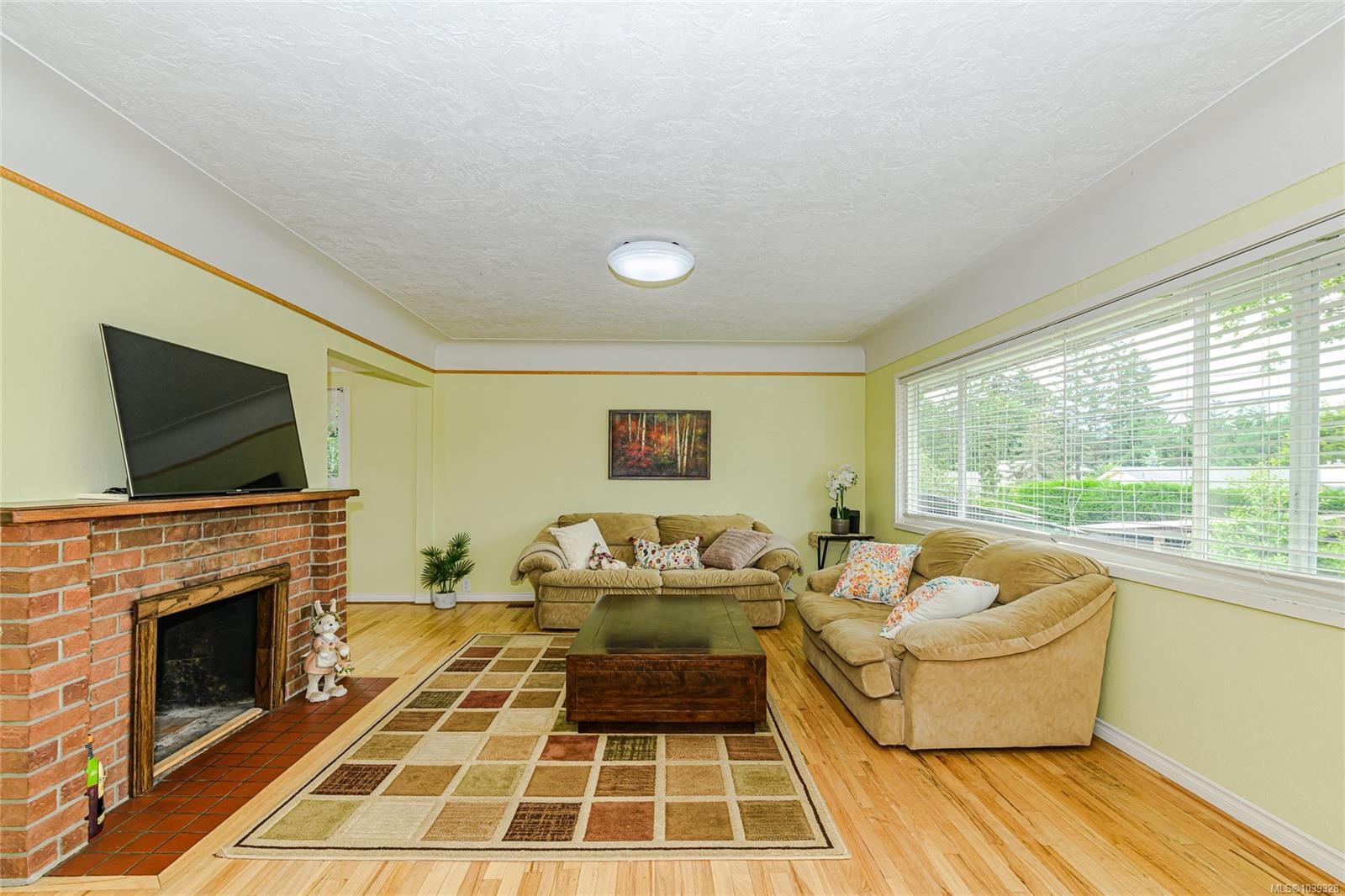 3803 Merriman Dr, Saanich, BC