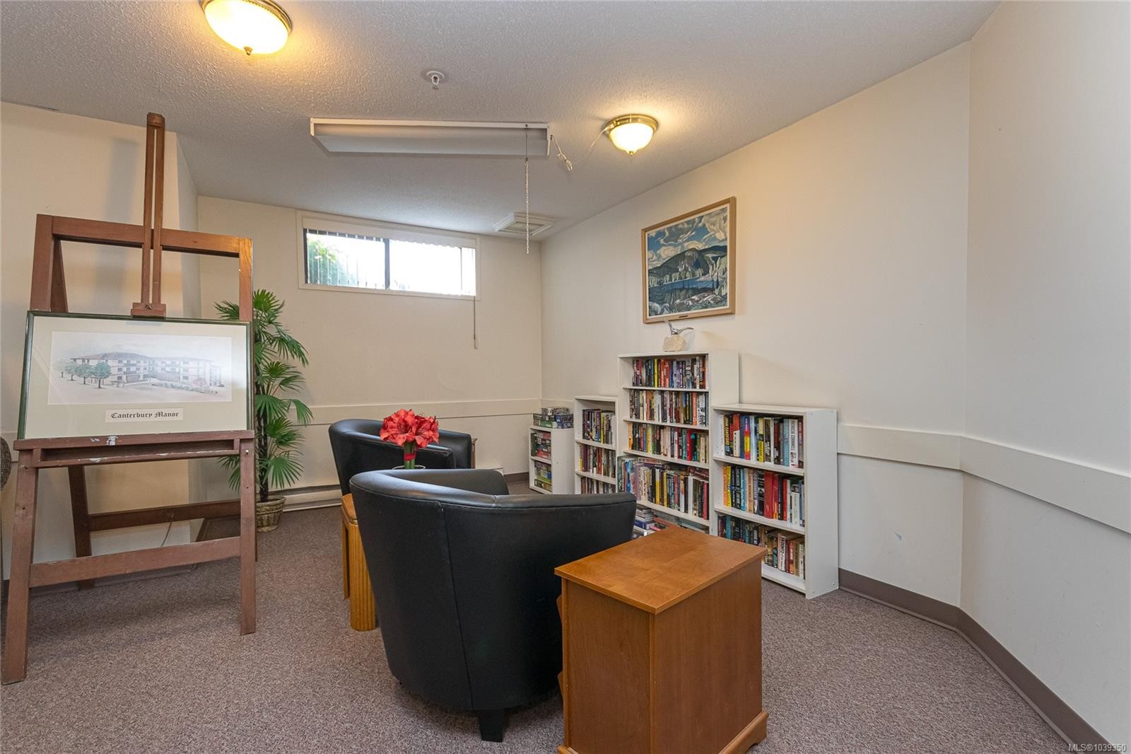 #102-651 Jolly Pl, Saanich, BC