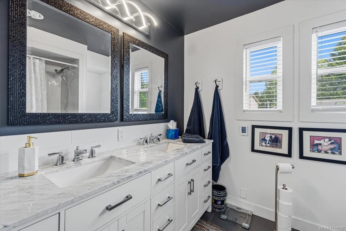 148 Summit Dr, Nanaimo, BC