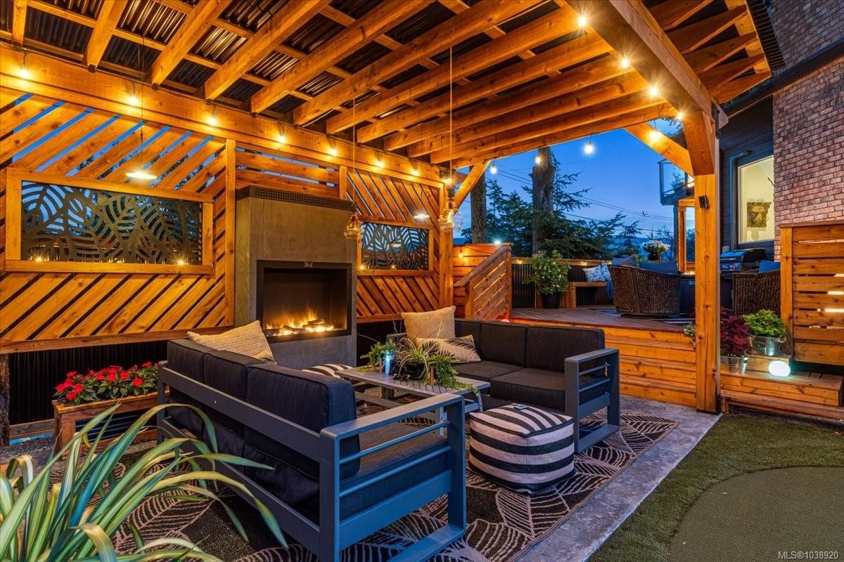 148 Summit Dr, Nanaimo, BC