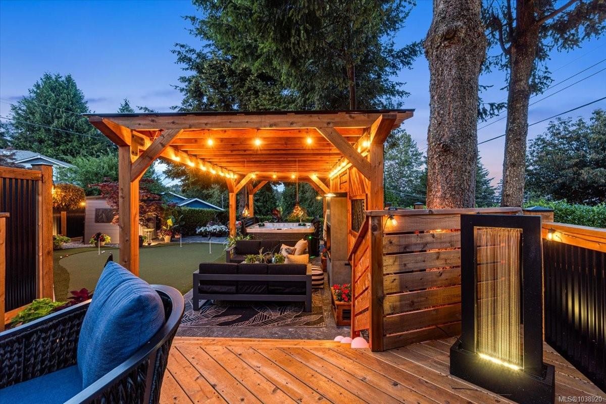 148 Summit Dr, Nanaimo, BC