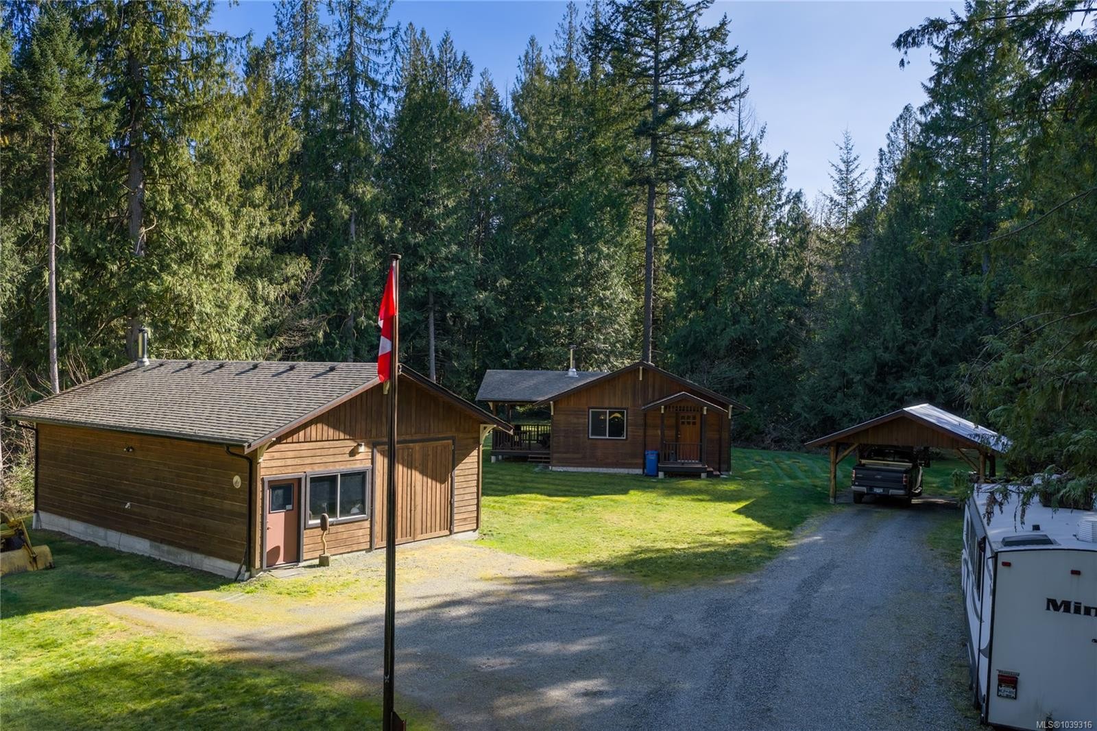 13475 Cedar Rd, Ladysmith, BC