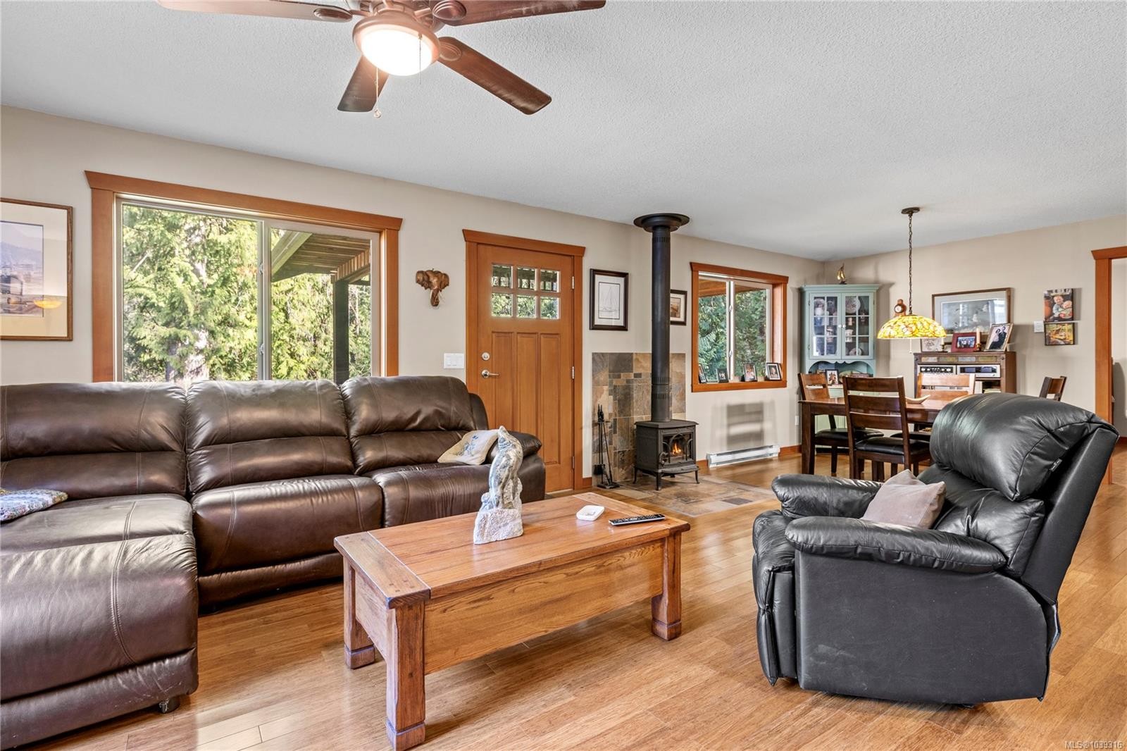 13475 Cedar Rd, Ladysmith, BC