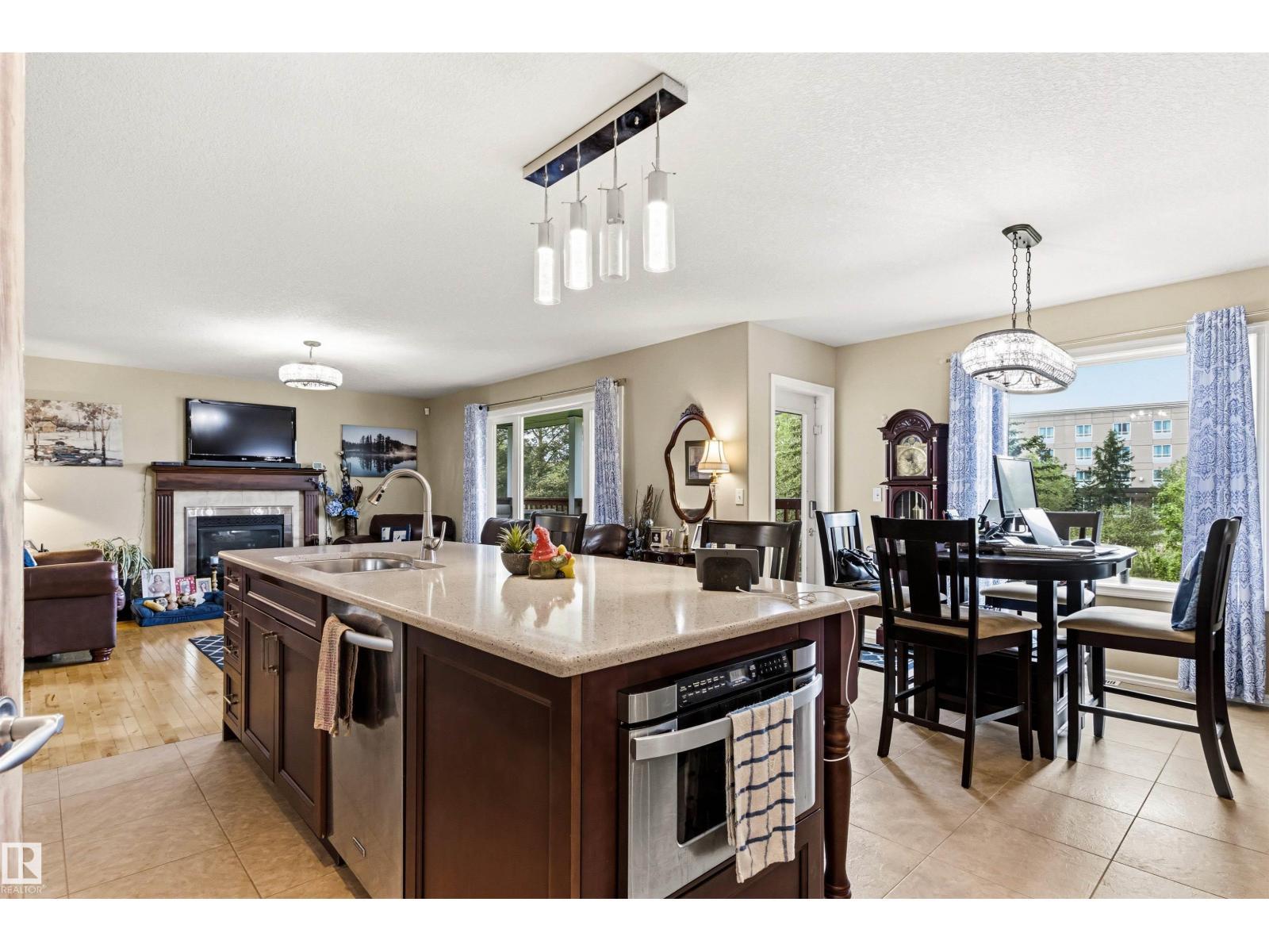 32 Lamplight Ba, Spruce Grove, AB