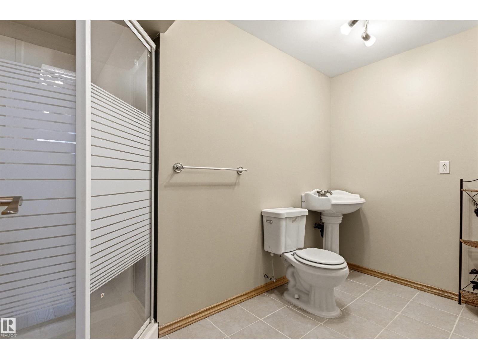 32 Lamplight Ba, Spruce Grove, AB