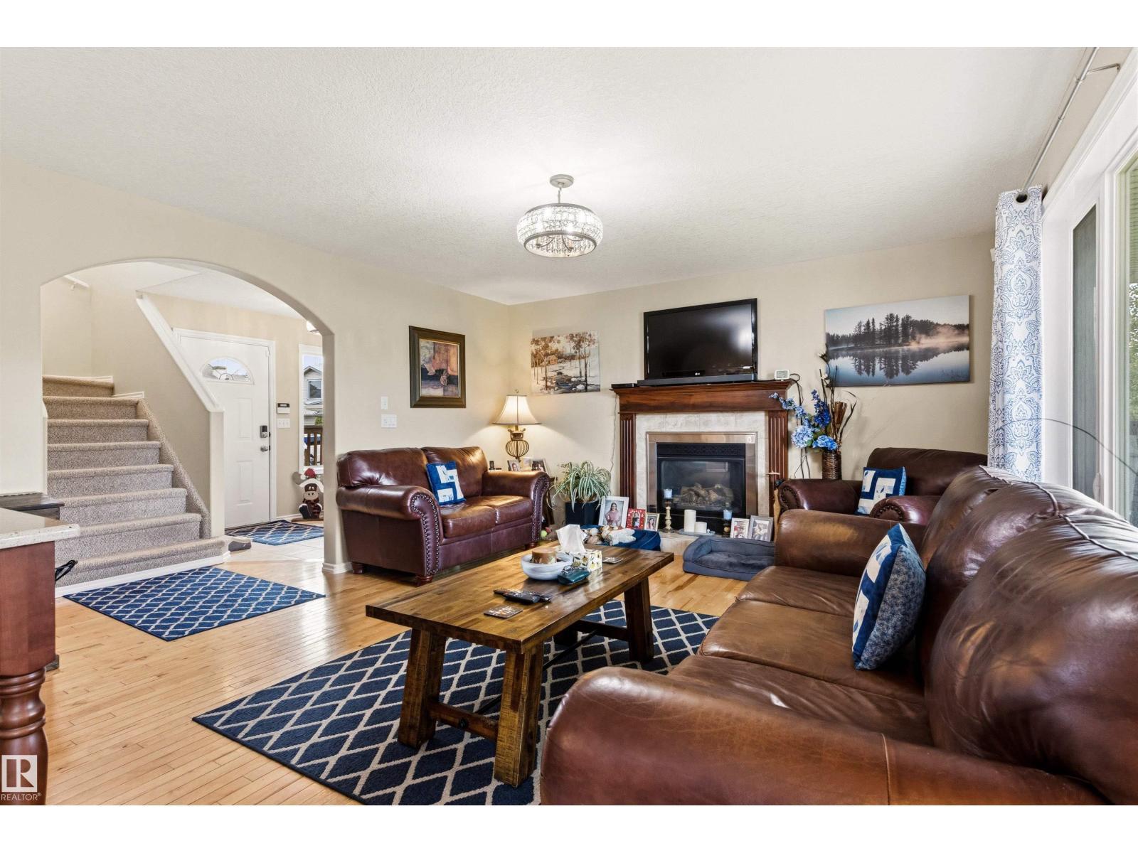 32 Lamplight Ba, Spruce Grove, AB