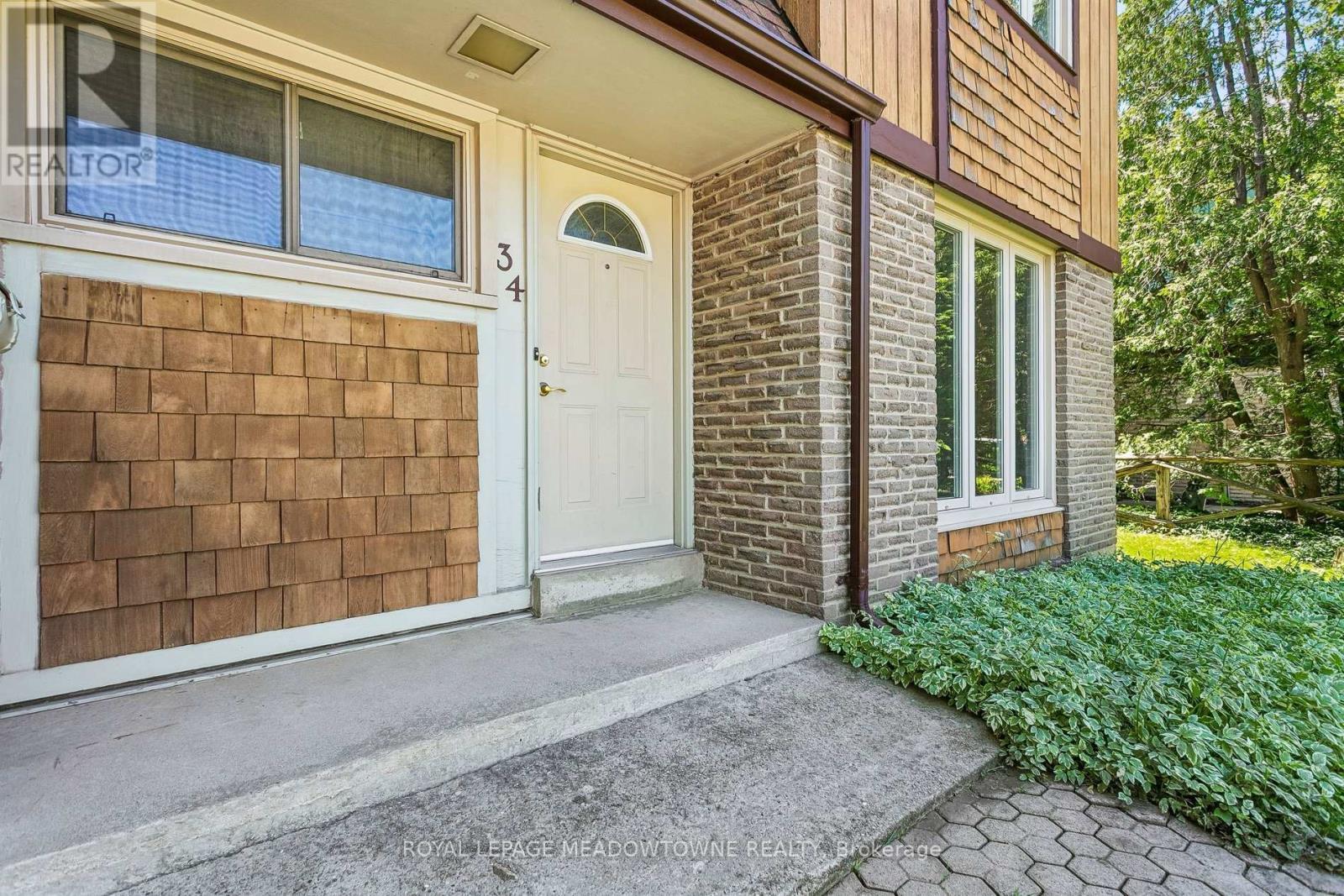 34 Plainsman Road, Mississauga, ON