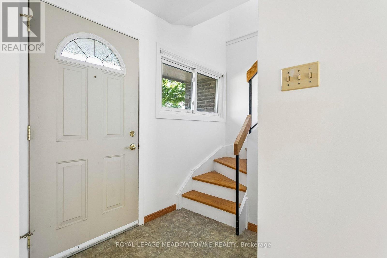 34 Plainsman Road, Mississauga, ON