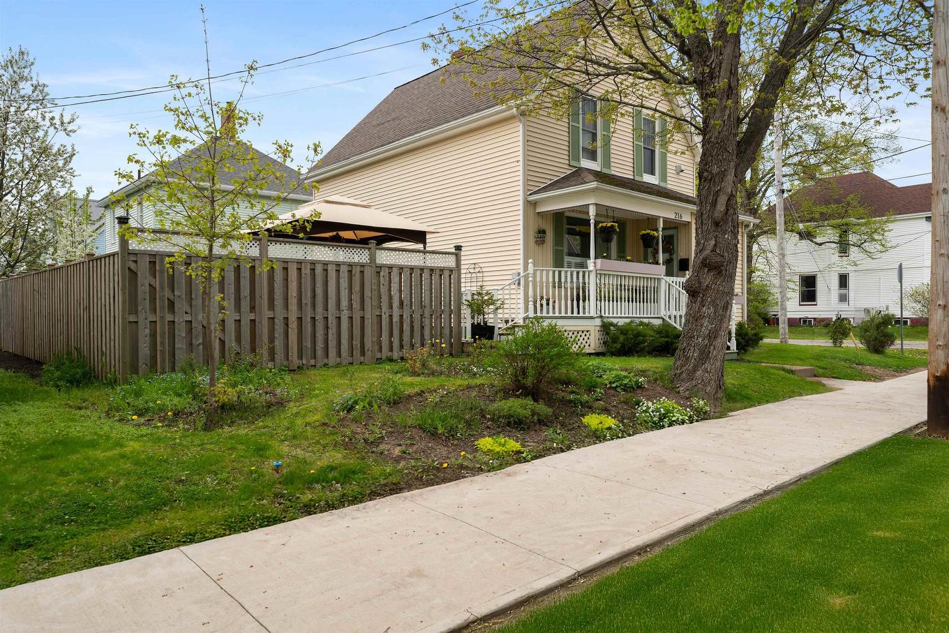 216 Brookside Avenue, New Glasgow, NS