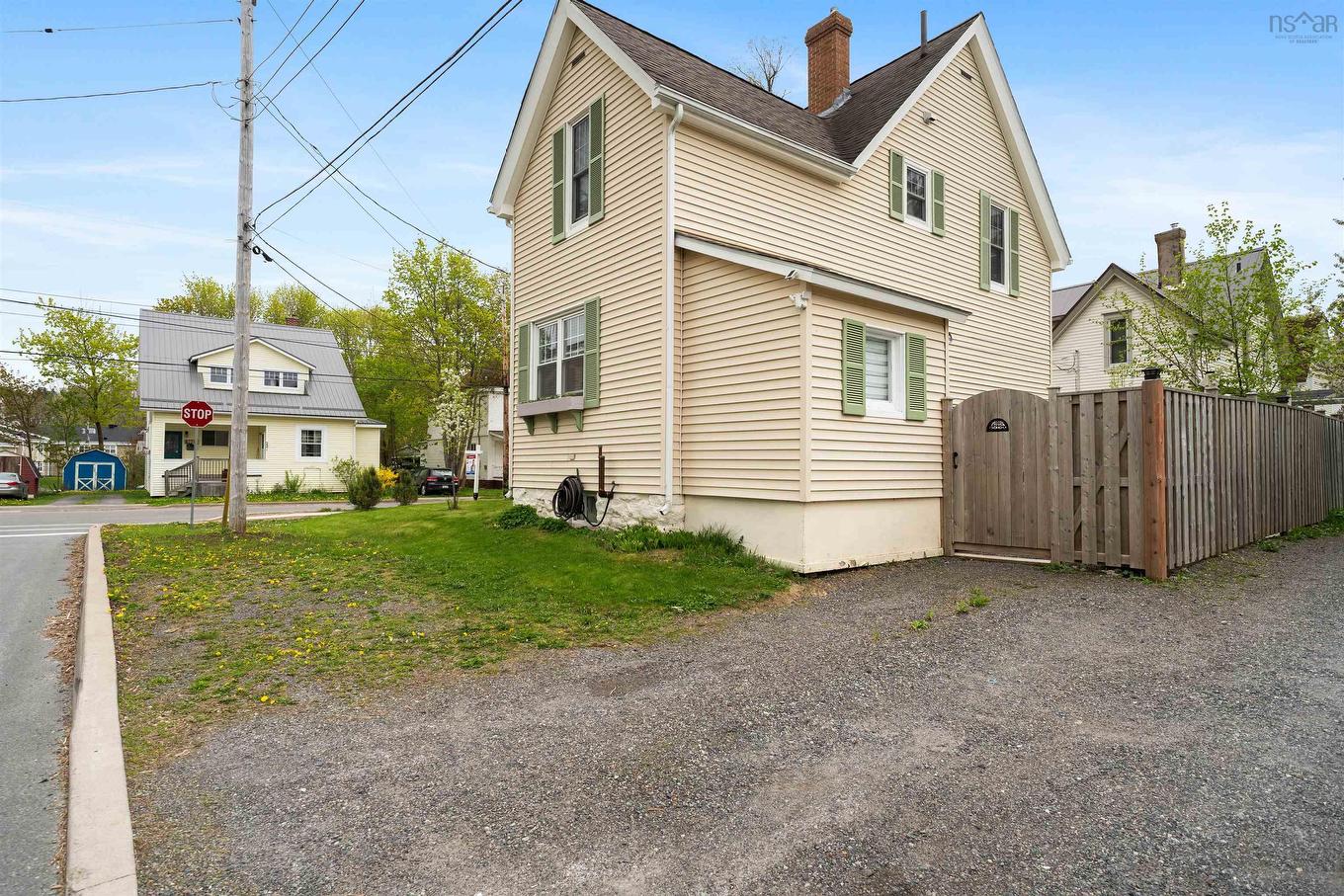 216 Brookside Avenue, New Glasgow, NS