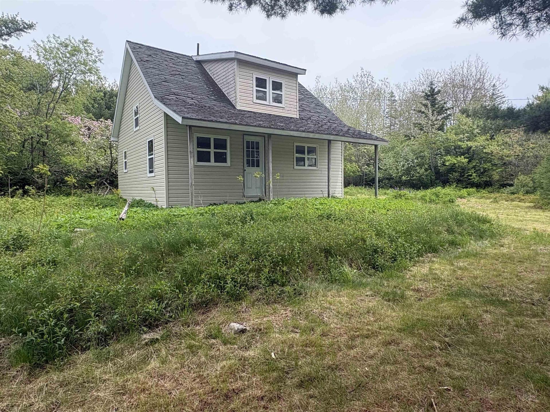 5520 Highway 3, East Jordan, NS
