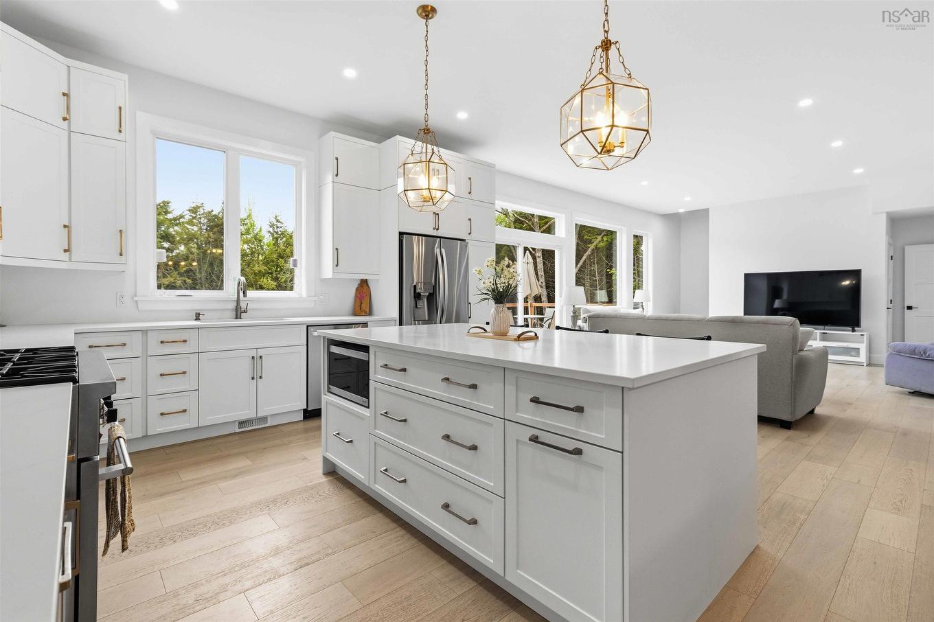 60 Wickshire Lane, Grand Lake, NS