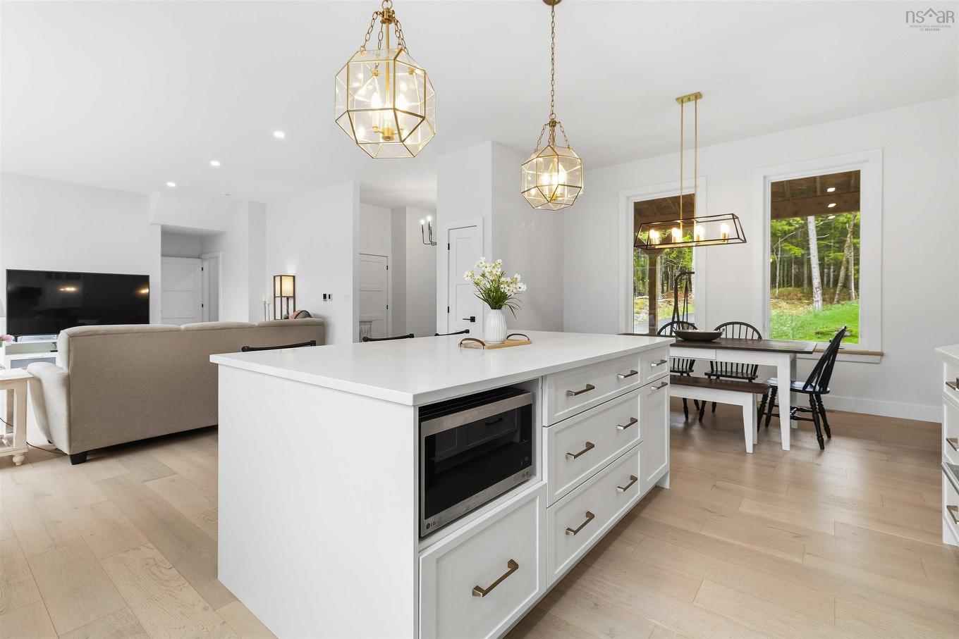 60 Wickshire Lane, Grand Lake, NS
