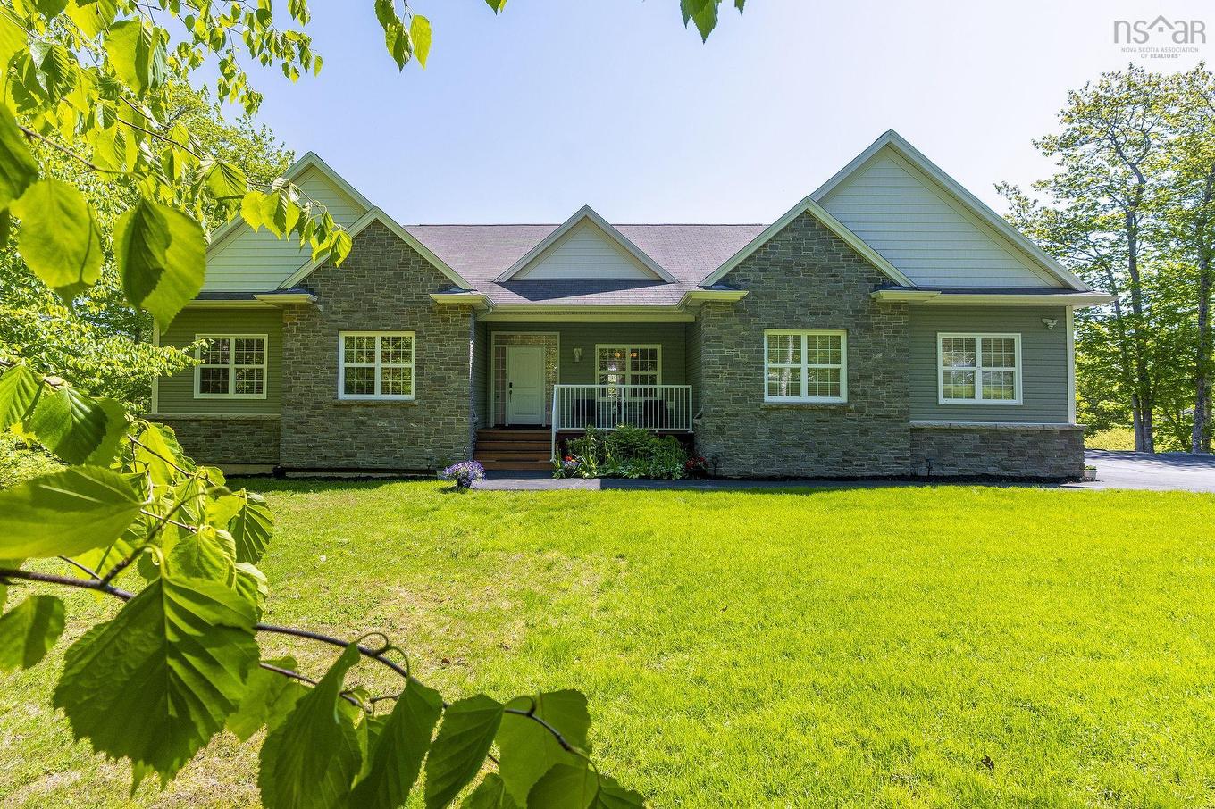293 Aberdeen Drive, Halifax, NS