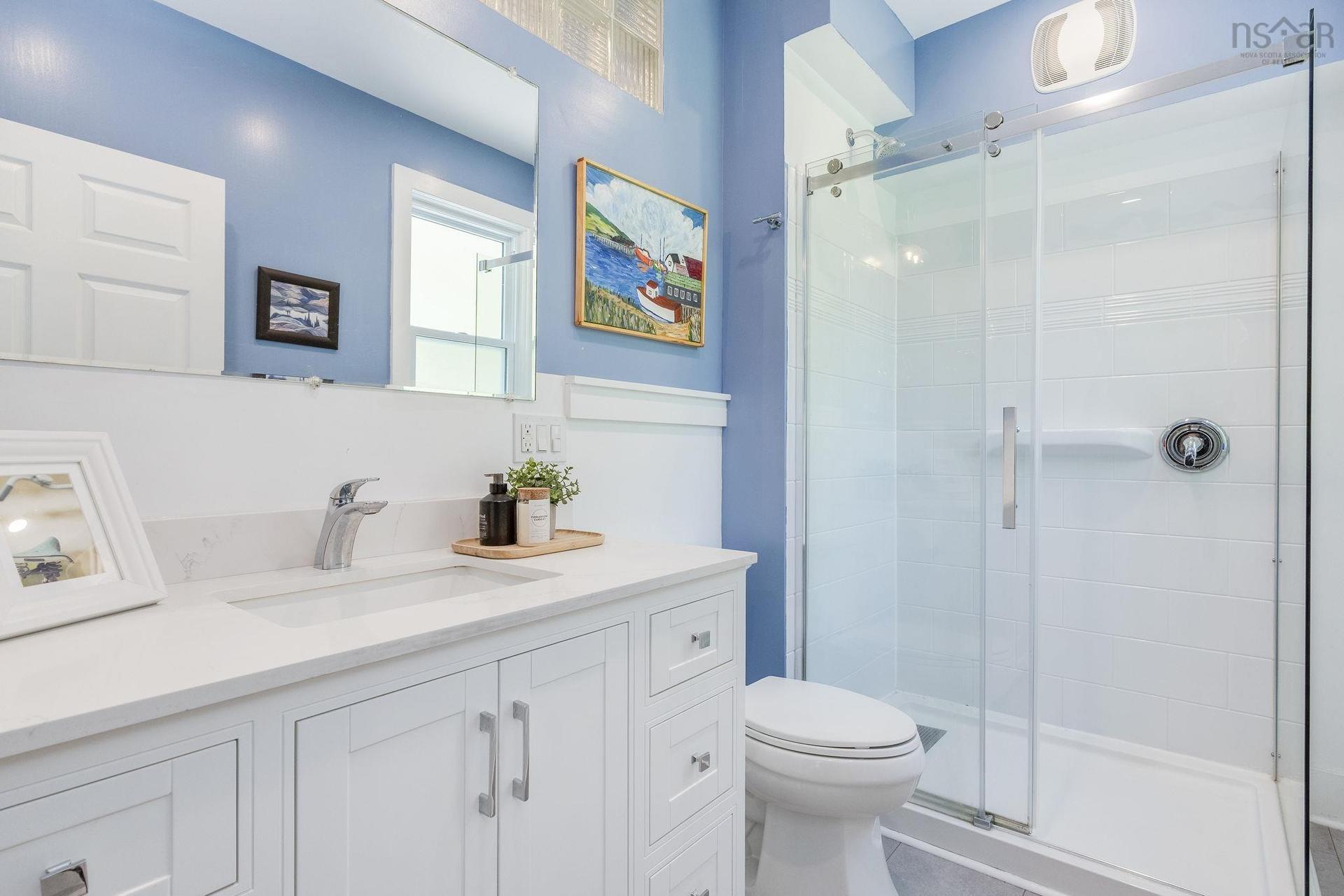 471 Clifton Avenue, Windsor, NS