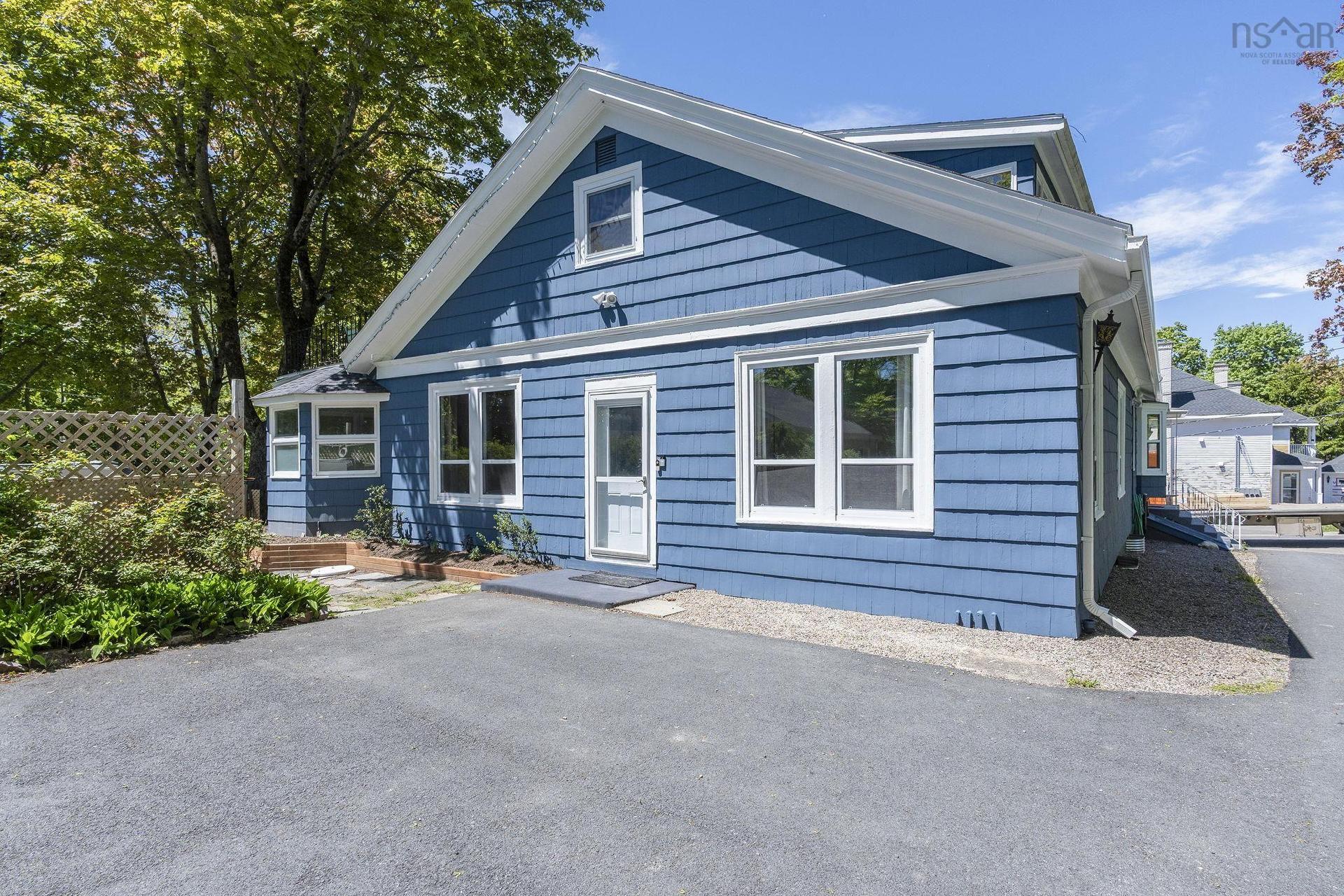 471 Clifton Avenue, Windsor, NS