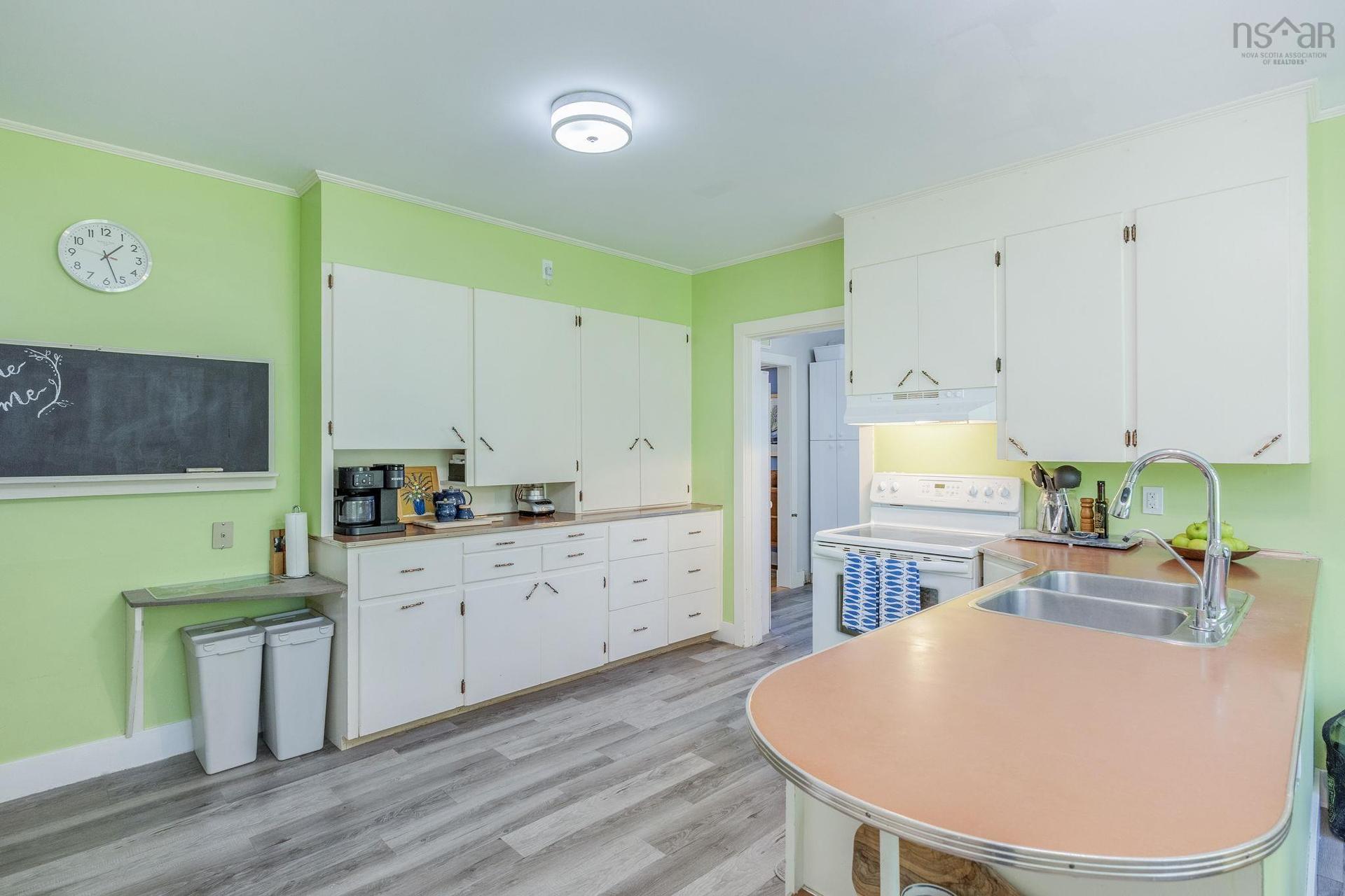 471 Clifton Avenue, Windsor, NS