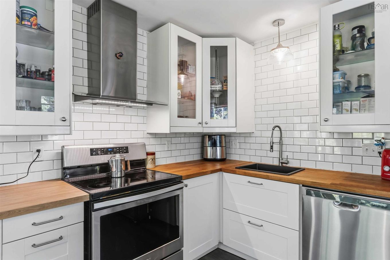 36 Lakeview Drive, Lake La Rose, NS