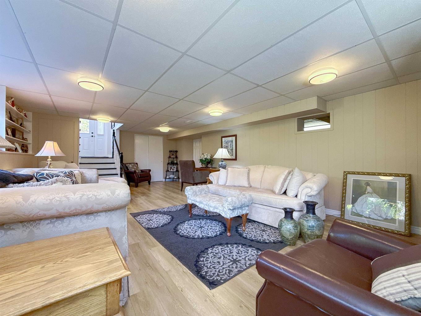 12 Lighthouse Lane, Stratford, PE - Indoor