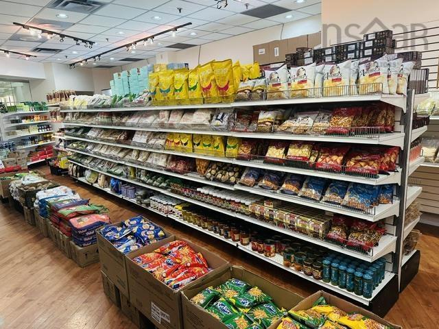 204 5640 Spring Garden Road, Halifax, NS