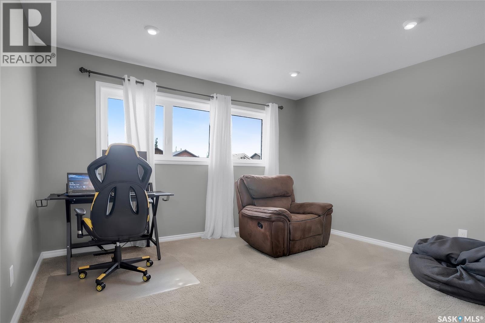 222 Pringle Lane, Saskatoon, SK