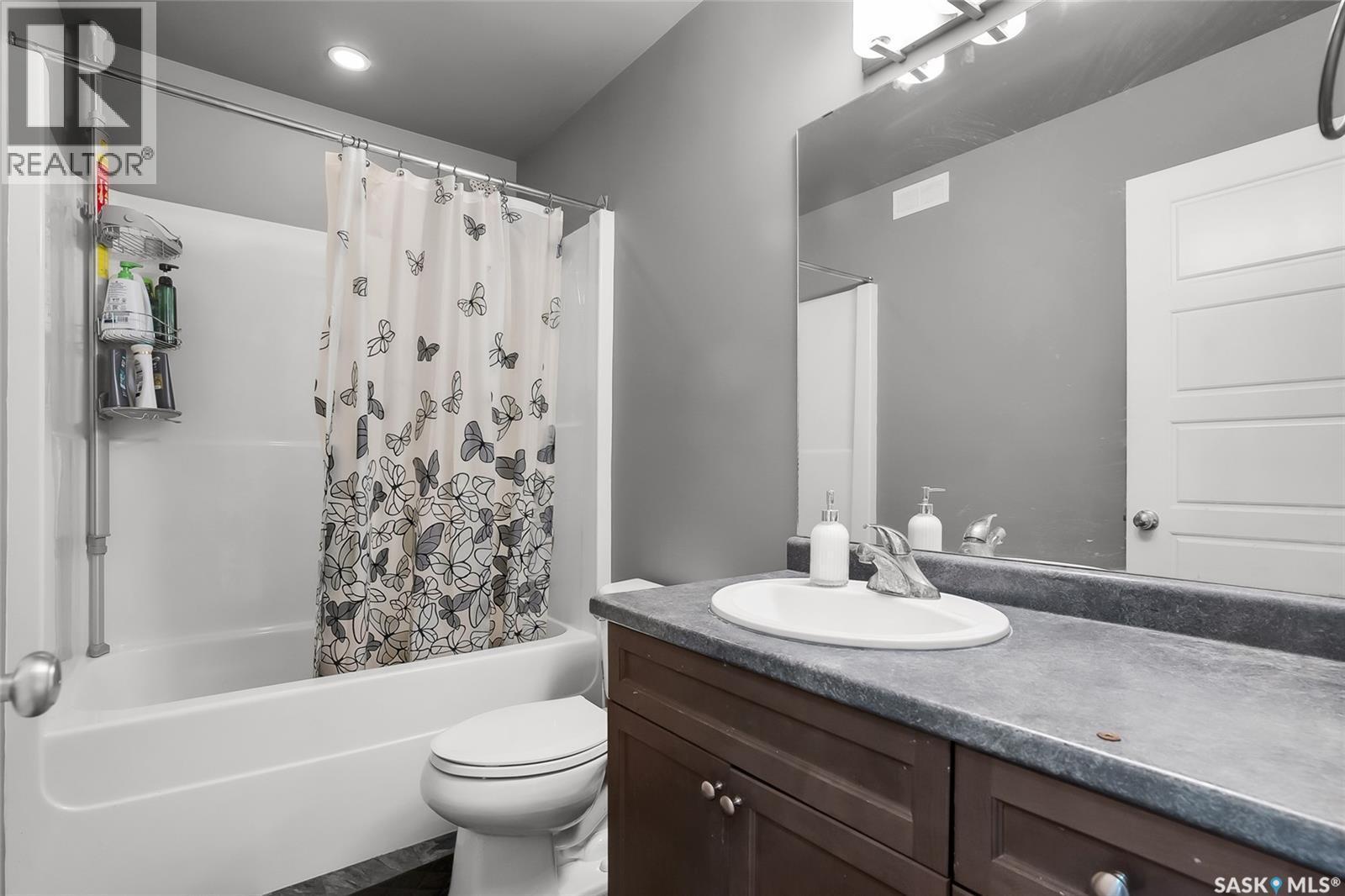 222 Pringle Lane, Saskatoon, SK
