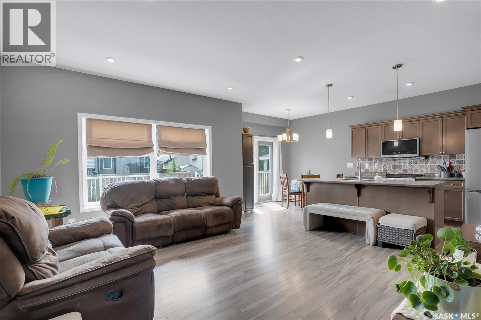 222 Pringle Lane, Saskatoon, SK