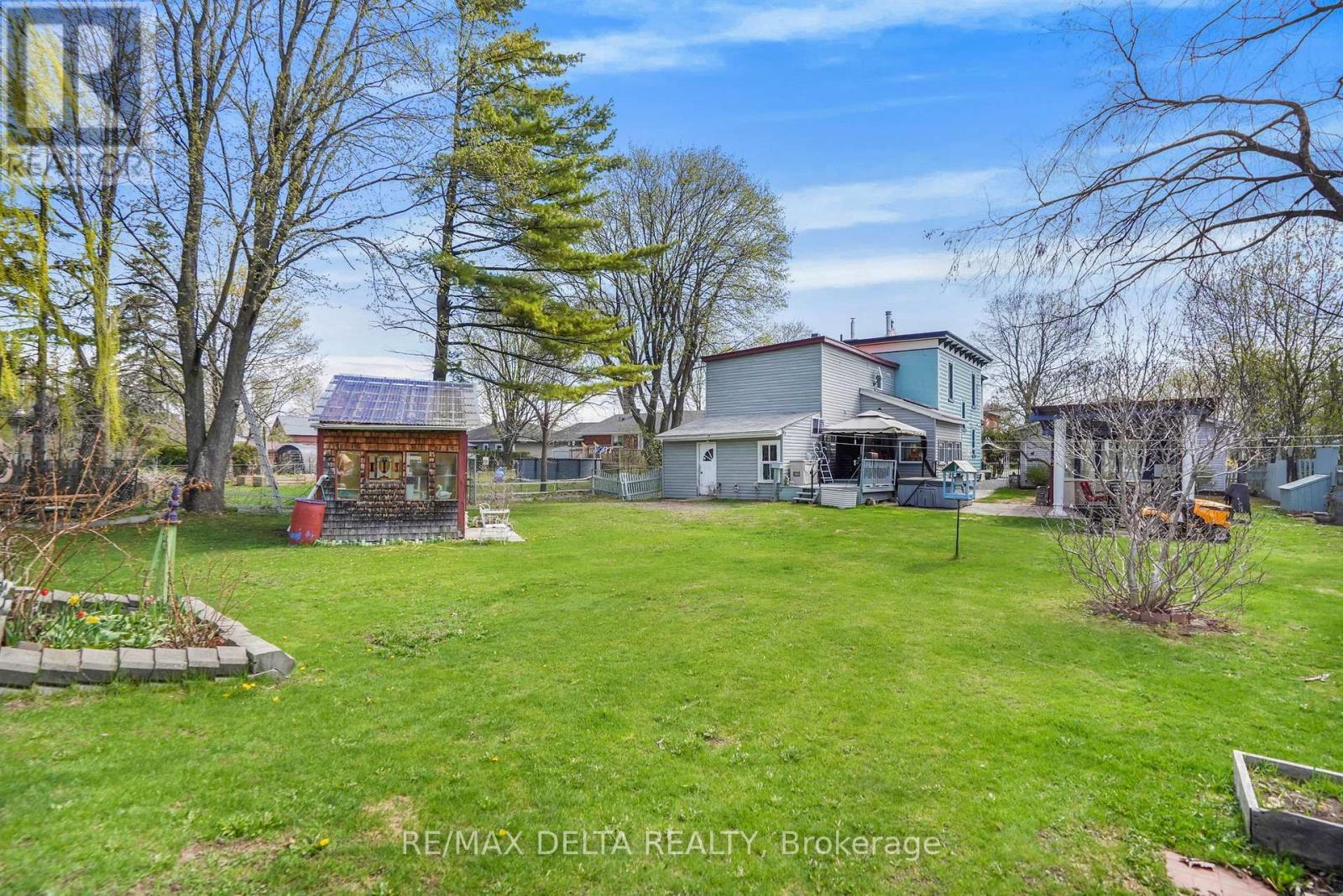 Outdoor dining area at the right. - 132 High Street, Champlain, ON