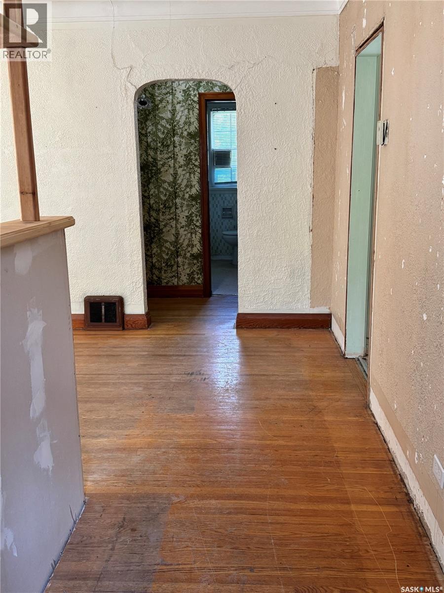 712 Broadway Avenue, Regina, SK